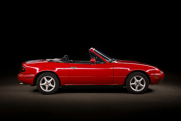1991 Mazda Miata - Classic Red